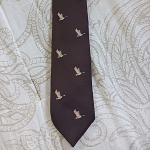 Vintage men's tie with geese